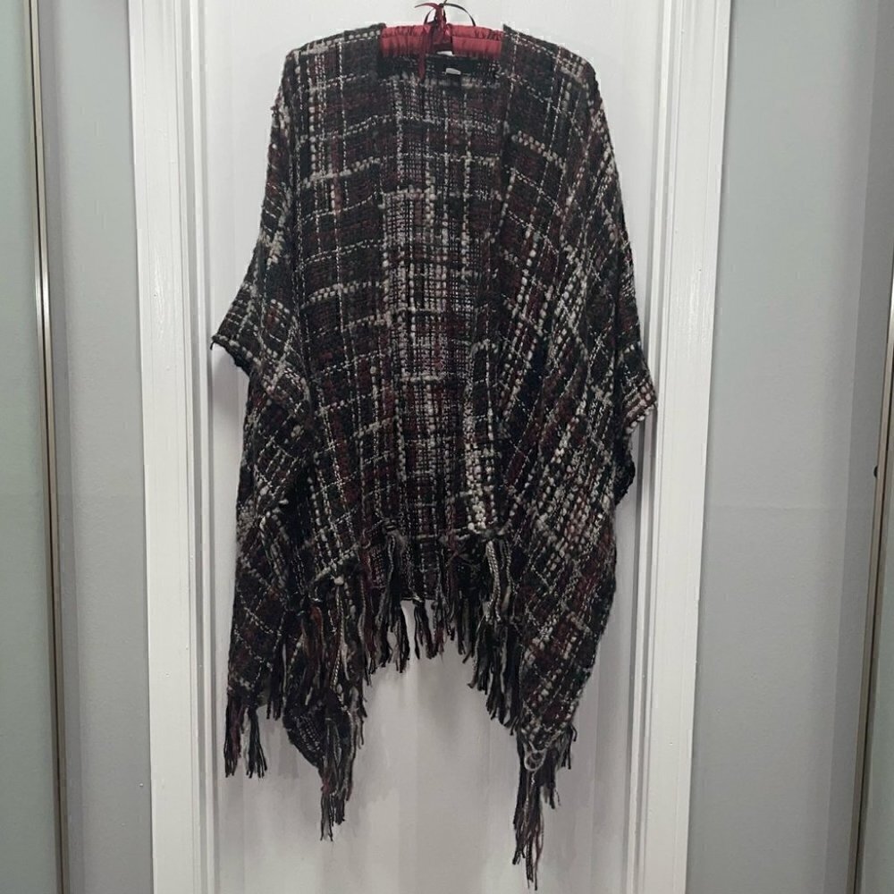 Steve Madden Knit Poncho Wrap Drape Over The Shoulder Open Front Cardigan Shawl